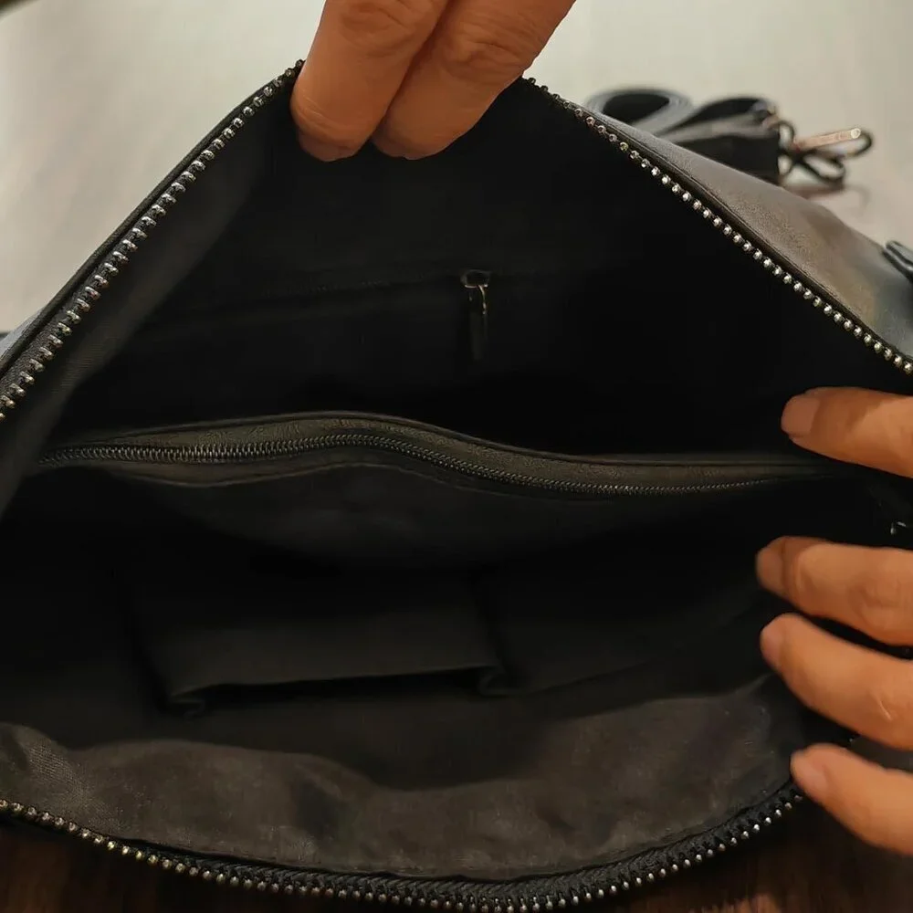 Women Clutch Purse PU Leather Crossbody Bag Envelope Wrist Strap Black
